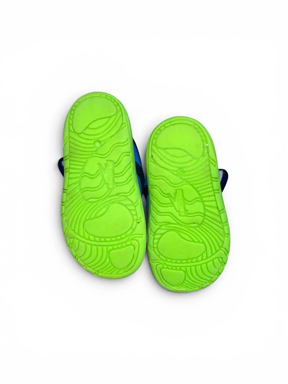 Speedo toddler blue water shoes size 5/6